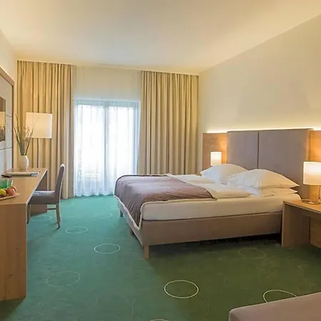 Seminarhotel Lengbachhof Gmbh Hotel 4*