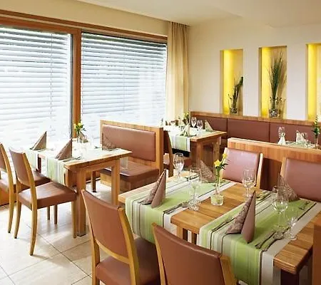 Hotell Seminarhotel Lengbachhof Gmbh 4*